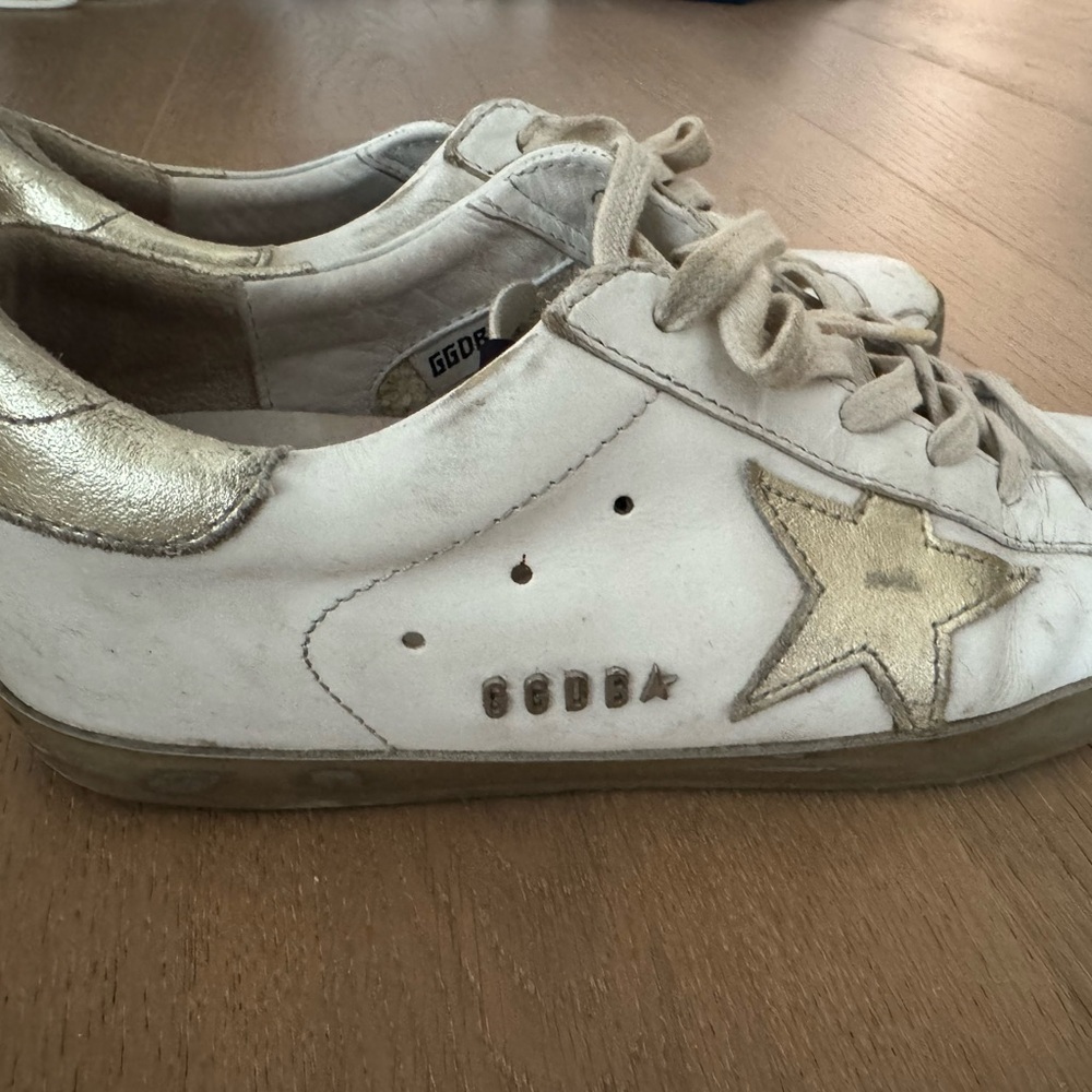 Golden goose size 38 women’s